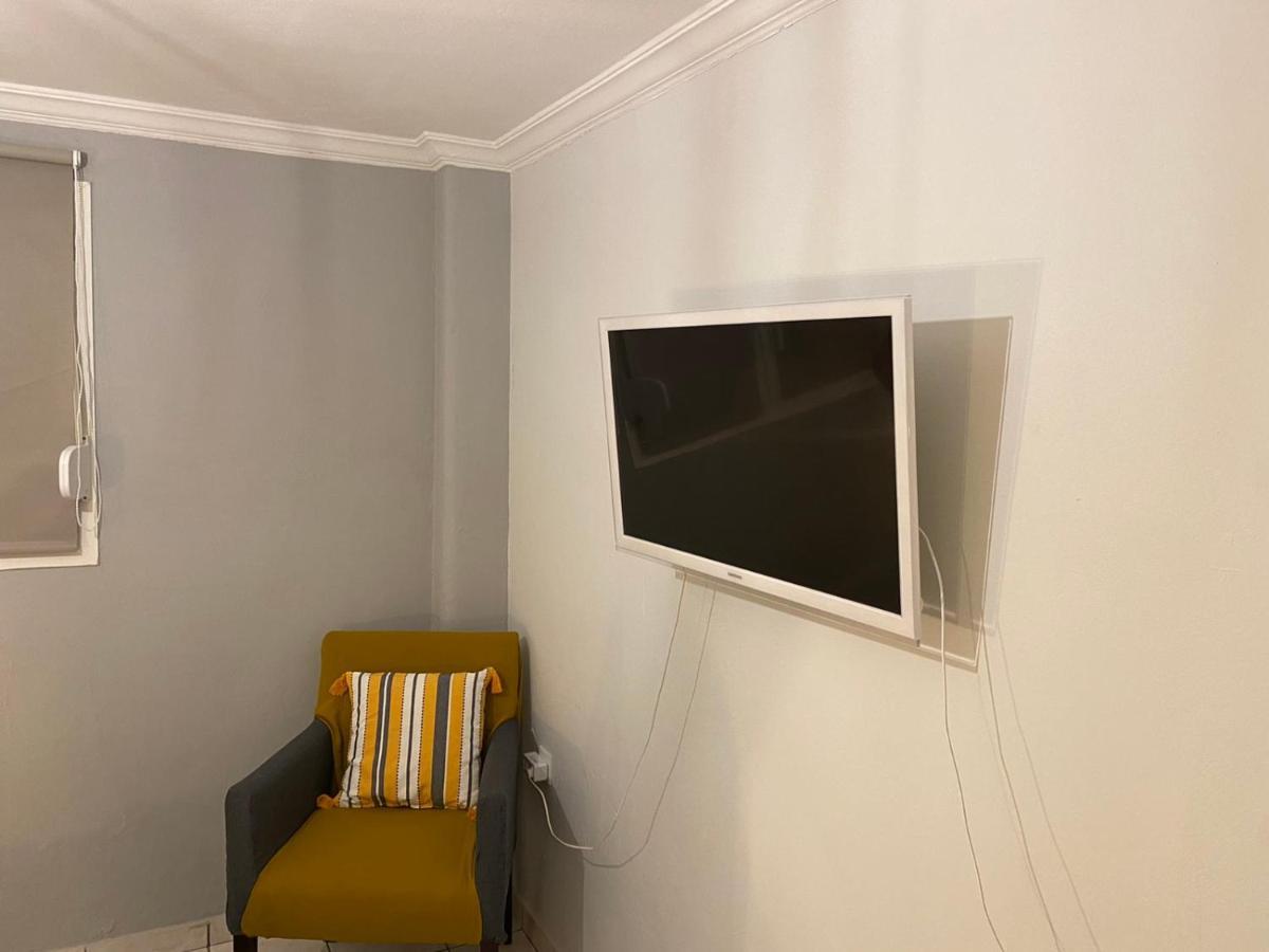 Olas 1-Bedroom Apartment Near The Center Of Athen Eksteriør billede